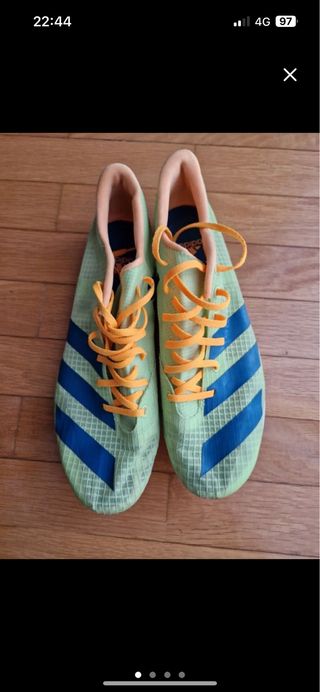 Adidas distancer clavos 