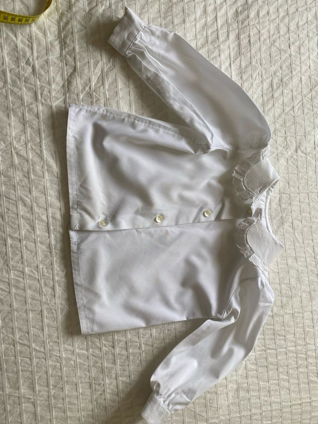 Camisa con cuello Peter Pan