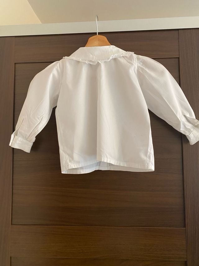 Camisa con cuello Peter Pan