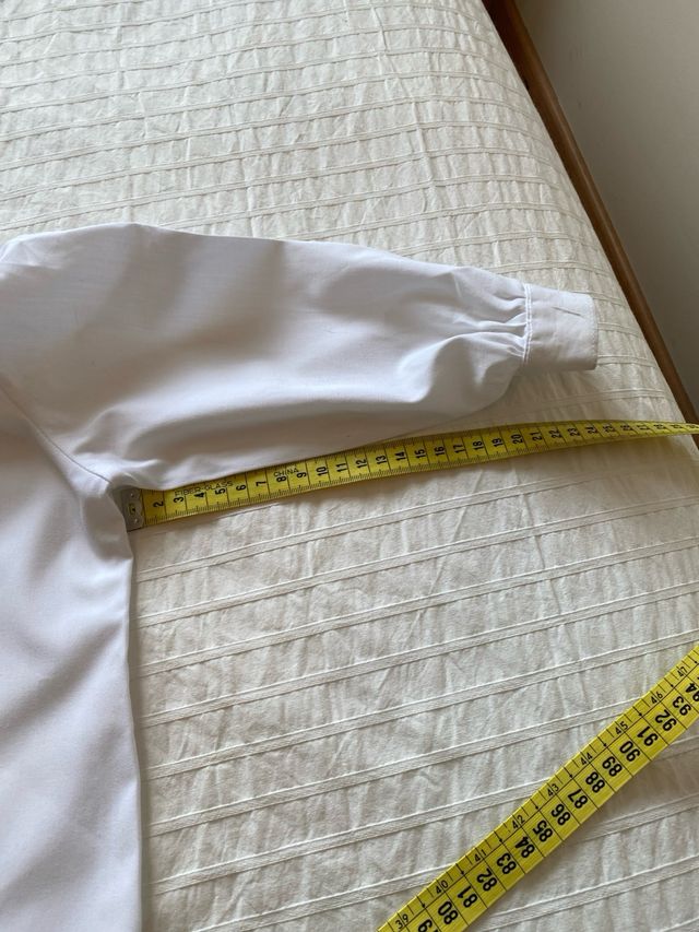 Camisa con cuello Peter Pan