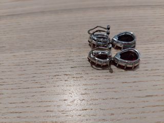 Pendientes con cristal granate , vintage