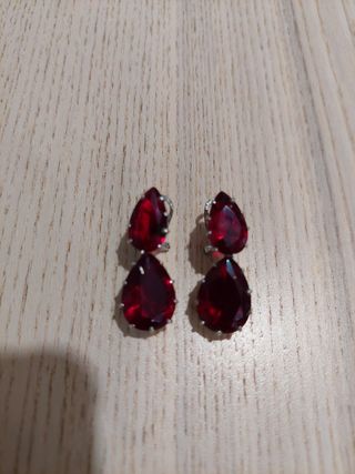 Pendientes con cristal granate , vintage