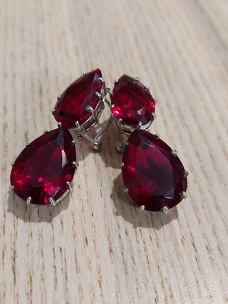 Pendientes con cristal granate , vintage