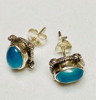 Pendientes con calcedonia azul en plata de ley 925