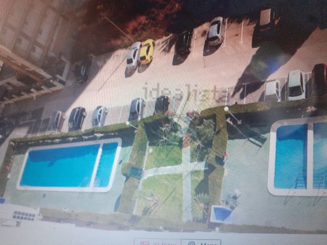 Benidorm 2 hab. con piscina y parking. Levante