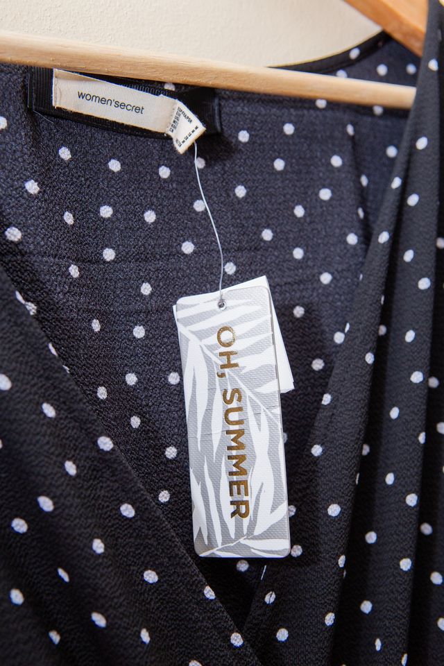 Mono de lunares en color negro de Women'secret