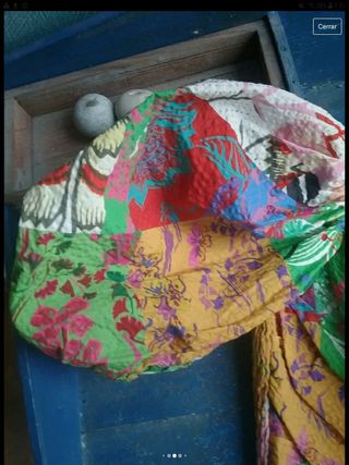 Top DESIGUAL con etiqueta