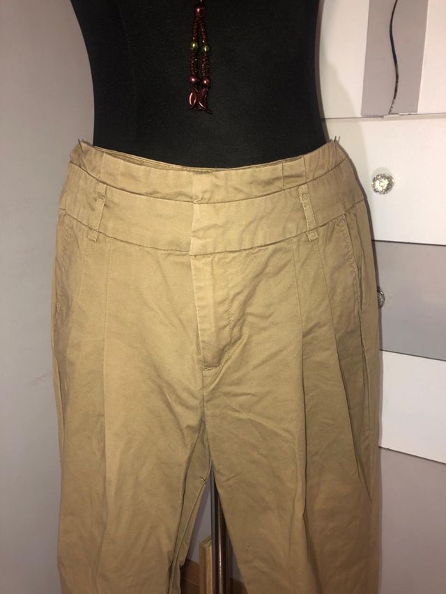 Pantalon camel Stradivarius