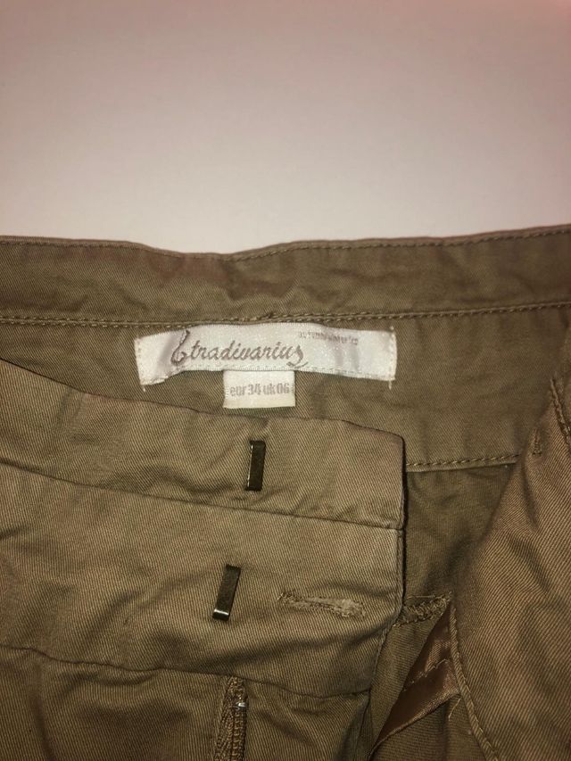 Pantalon camel Stradivarius