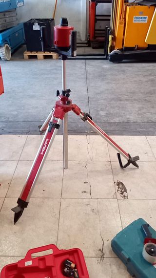 Nivel láser HILTI PR 10