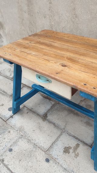 Mesa tocinera antigua con cajon