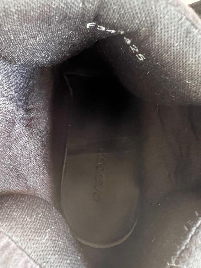 Botines de cuña negros