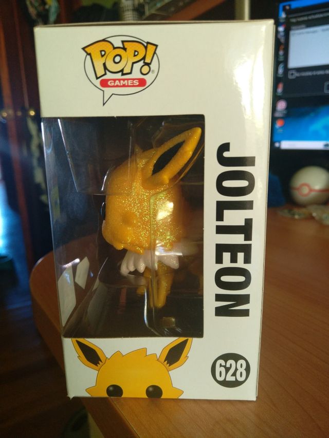 Funko pop Jolteon Diamond