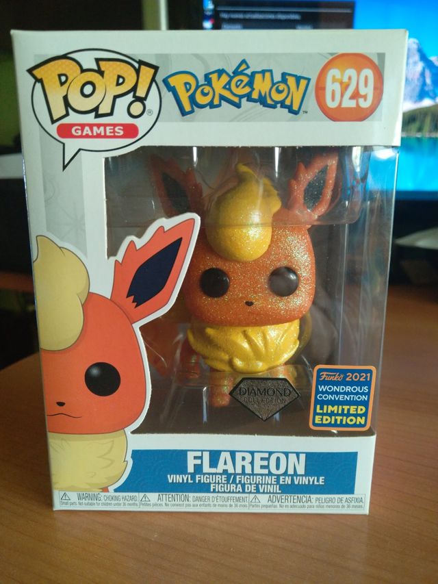 Funko pop Flareon Diamond