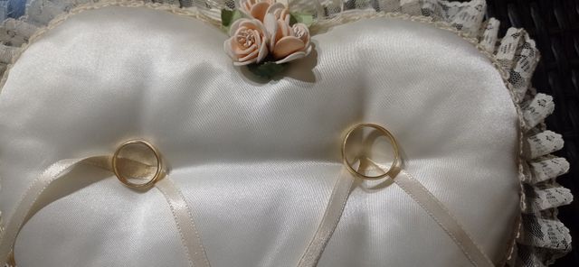 Almohadilla para transportar anillos de boda