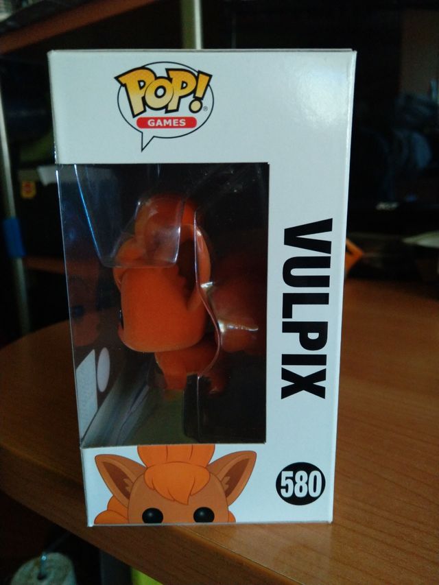 Funko Pop Vulpix Flocked