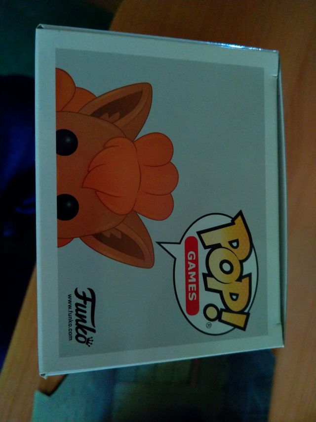 Funko Pop Vulpix Flocked
