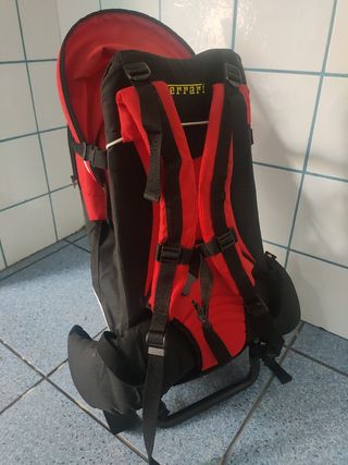 Mochila senderismo portabebe casi nueva