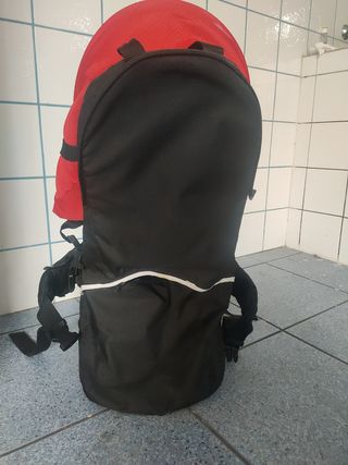 Mochila senderismo portabebe casi nueva