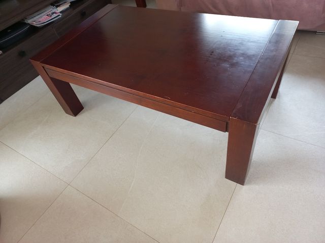 Mesa de centro de madera