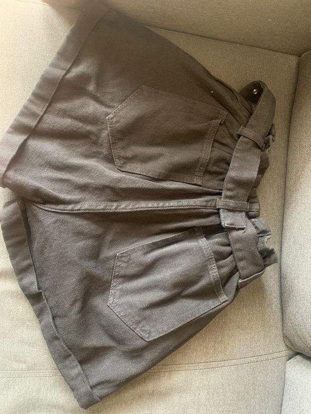 Pantaloncini donna neri taglia M
