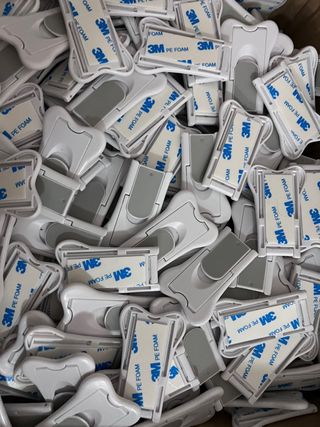 Caja 270 unidades bloqueo puerta corredera