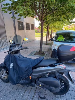 Moto Piaggio Beverly 125