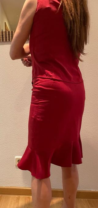 Traje fiesta rojo