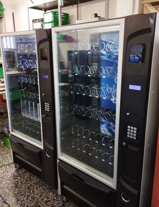 Expendedora Snacks Necta Rondò