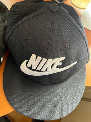Pack de gorras: Nike, Obey y New york yankees