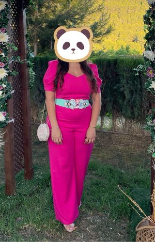 Mono invitada fucsia formula joven