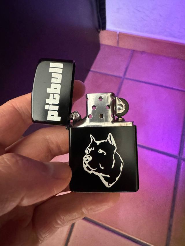 Accendigas Benzina Accendino PITBULL