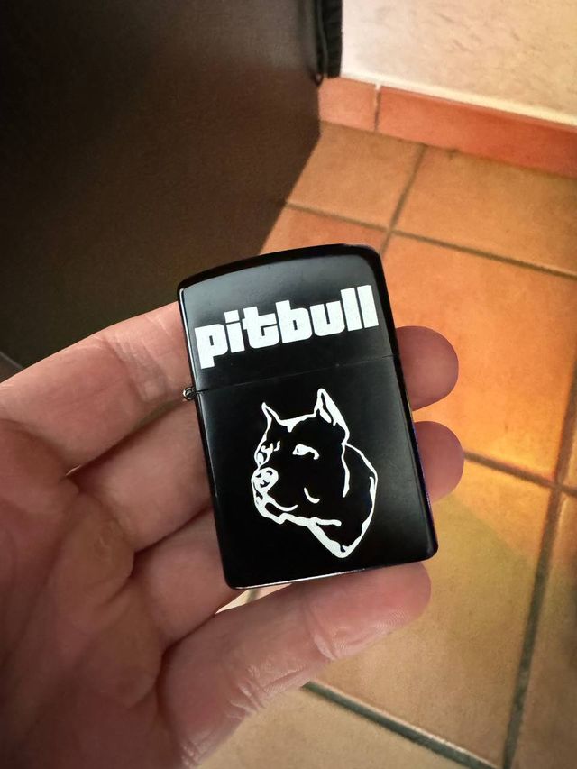 Accendigas Benzina Accendino PITBULL