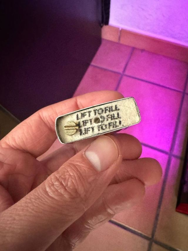 Accendigas Benzina Accendino PITBULL