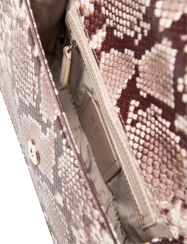 Bolso DKNY Elissa estampado animal print