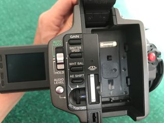 Sony DSR-PD150P Mini DV Camcorder