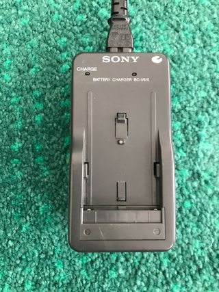 Sony DSR-PD150P Mini DV Camcorder