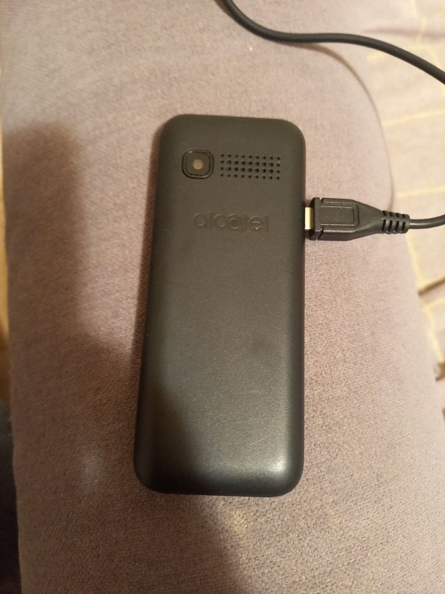 Móvil alcatel