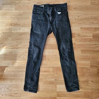 Pack 5 pantalones LEVIS 519 513