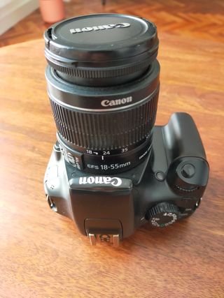 Camara Canon EOS 1100D reflex