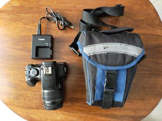 Camara Canon EOS 1100D reflex