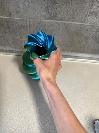 Vaso in plastica multicolor colore che cambia