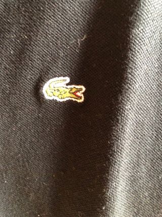 Polo negro Lacoste