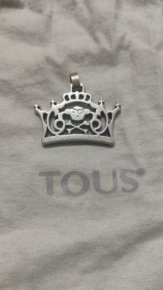 Colgante y anillo Tous