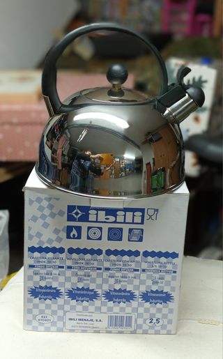 Cafetera silbante marca Ibili