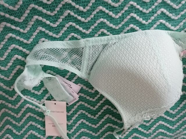 Sujetado tejido encaje multiposicion(Women'secret)