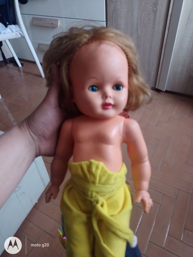 Bambola vintage marca ratti 