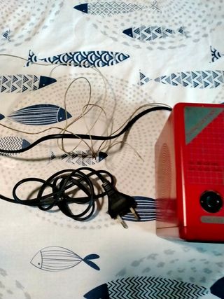 radio sveglia digitale rosso