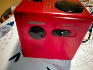 radio sveglia digitale rosso