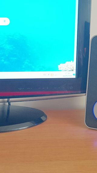 TV Samsung 22" LCD HD 720p LE22C450E1W